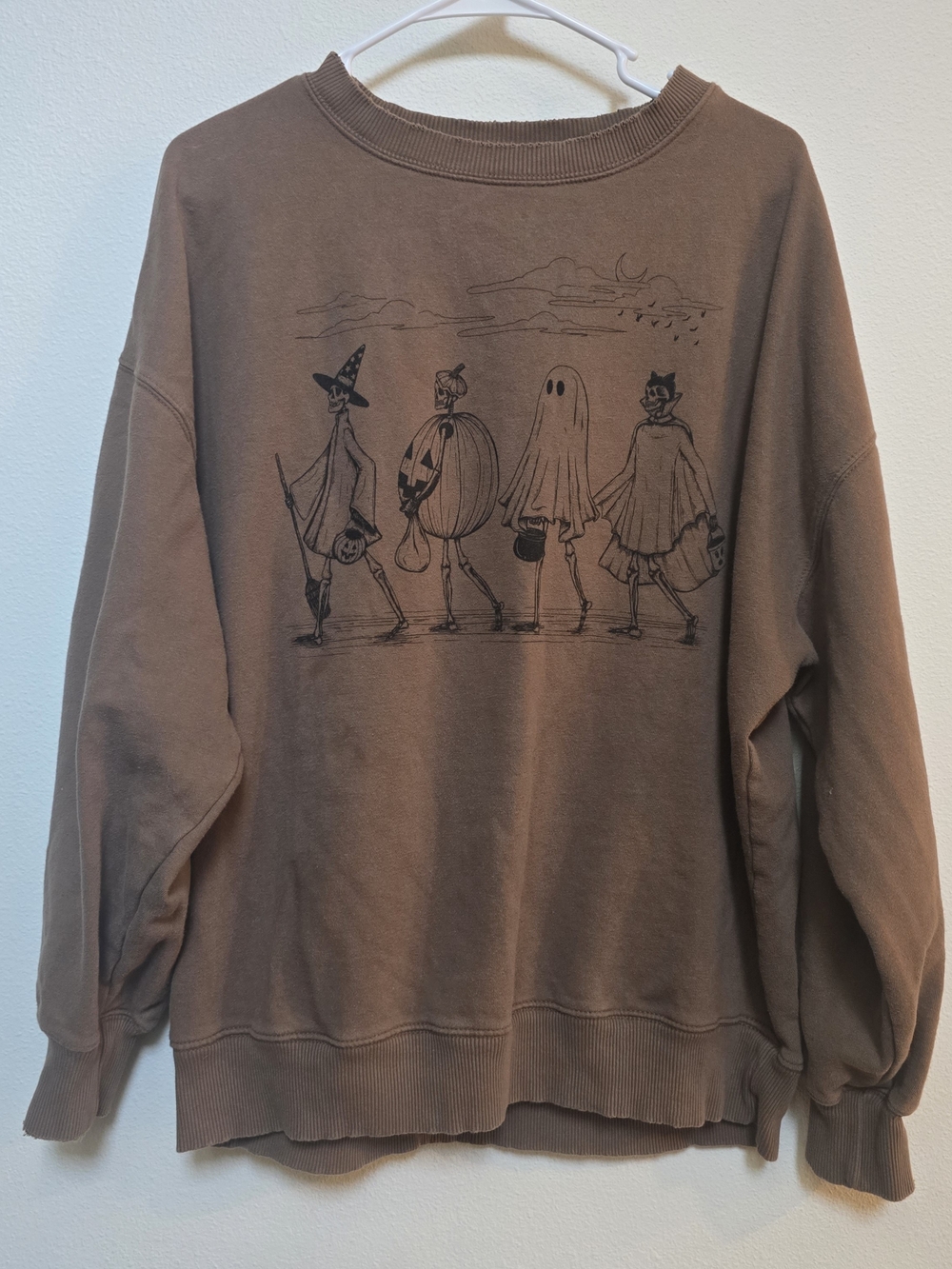 American Eagle Outfitters Brown Graphic Crewneck Sweatshirt - Halloween Parade